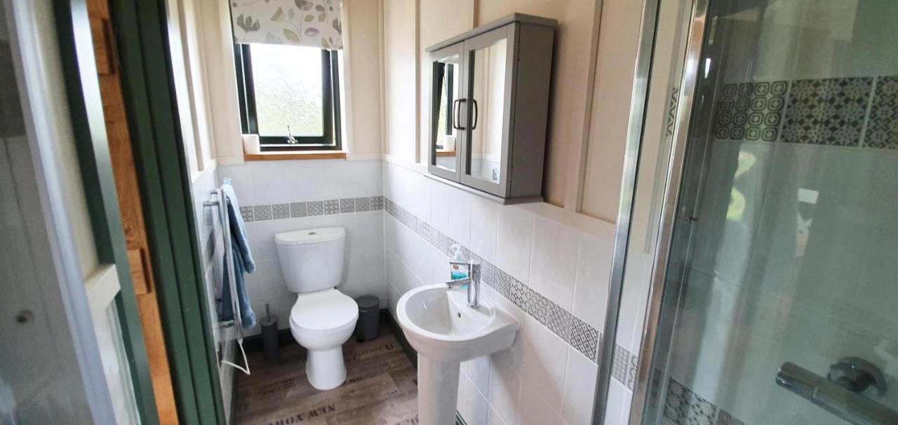 Lynstone Lakes Lodge