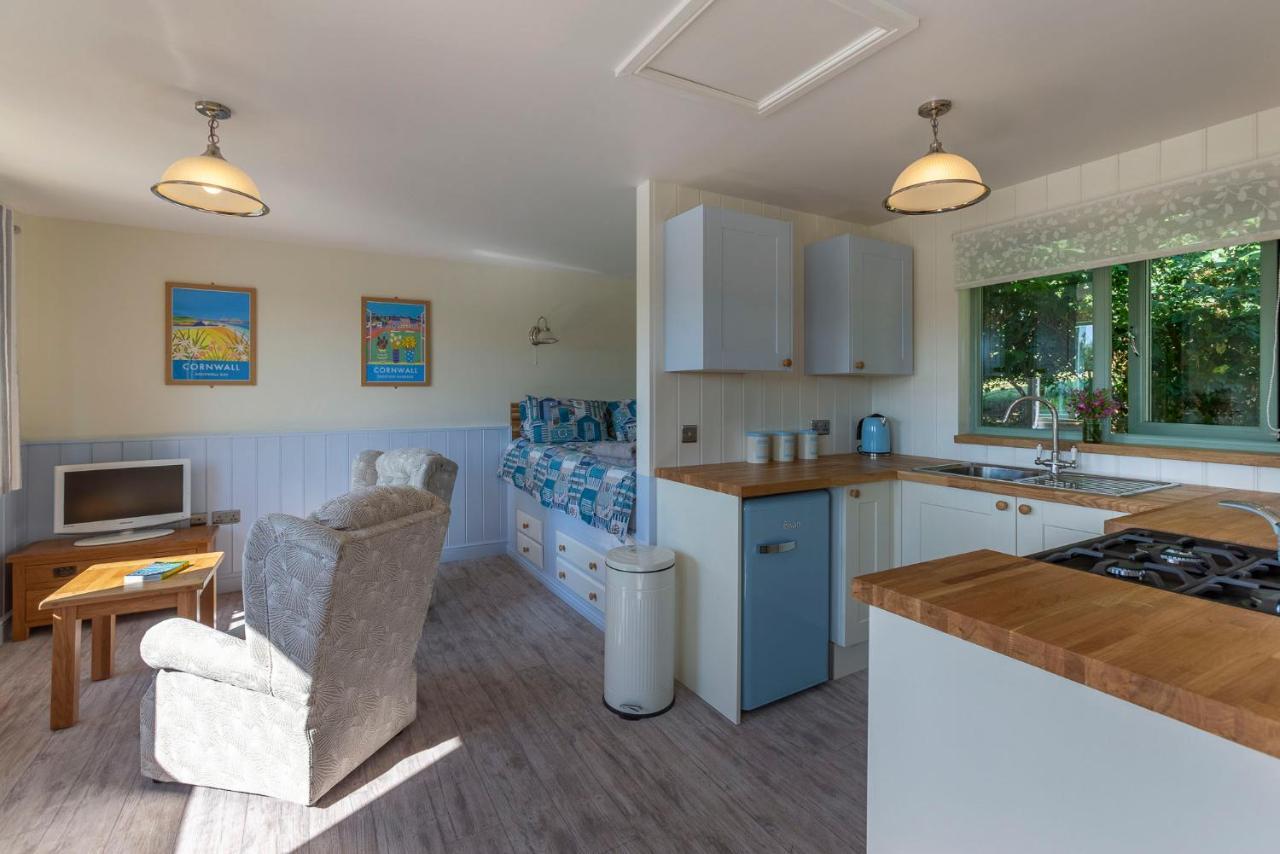 Lynstone Lakes Lodge