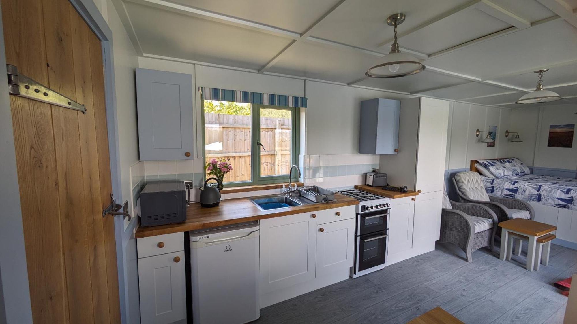 Lynstone Lakes Lodge *