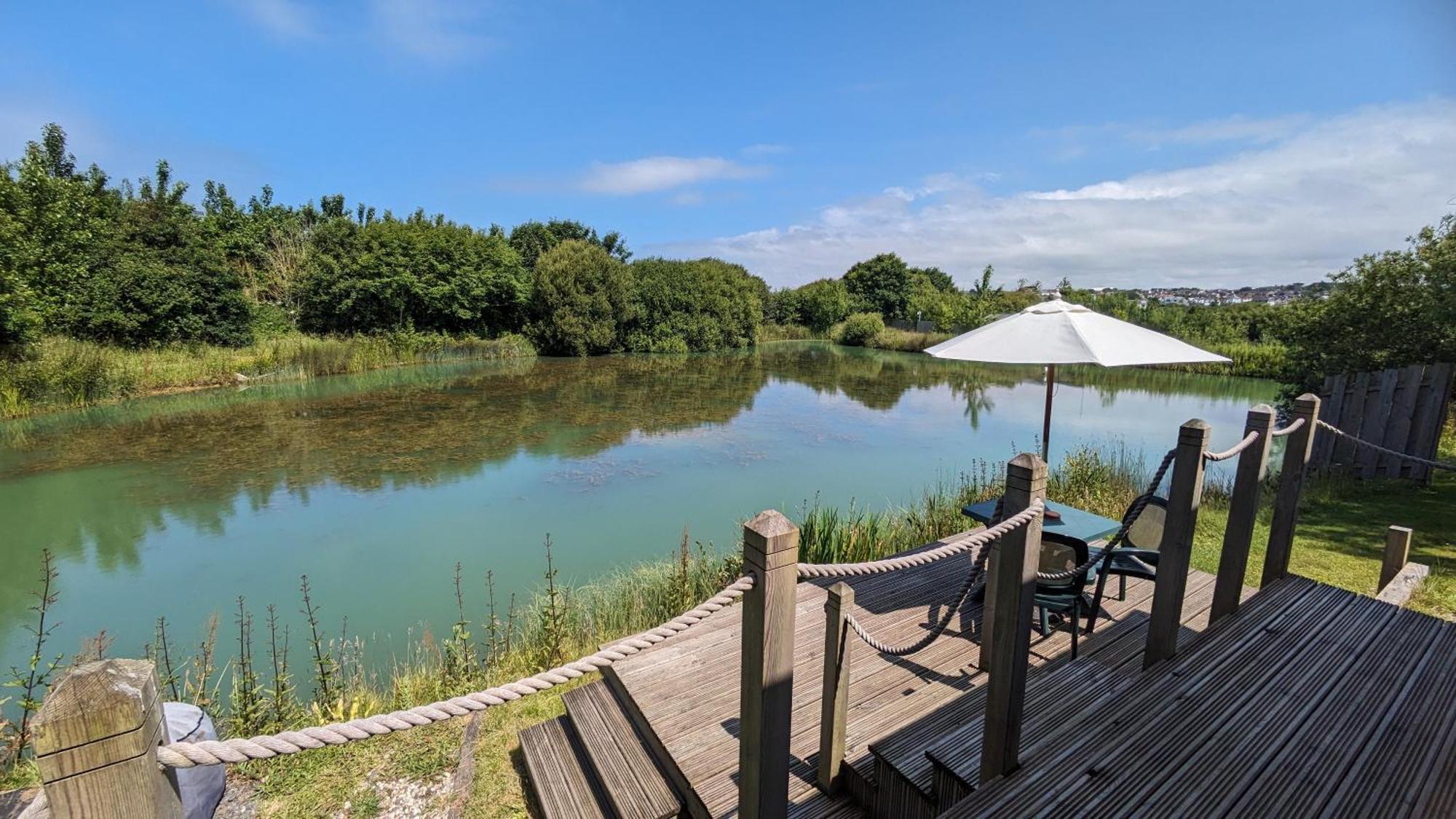 Lynstone Lakes Lodge