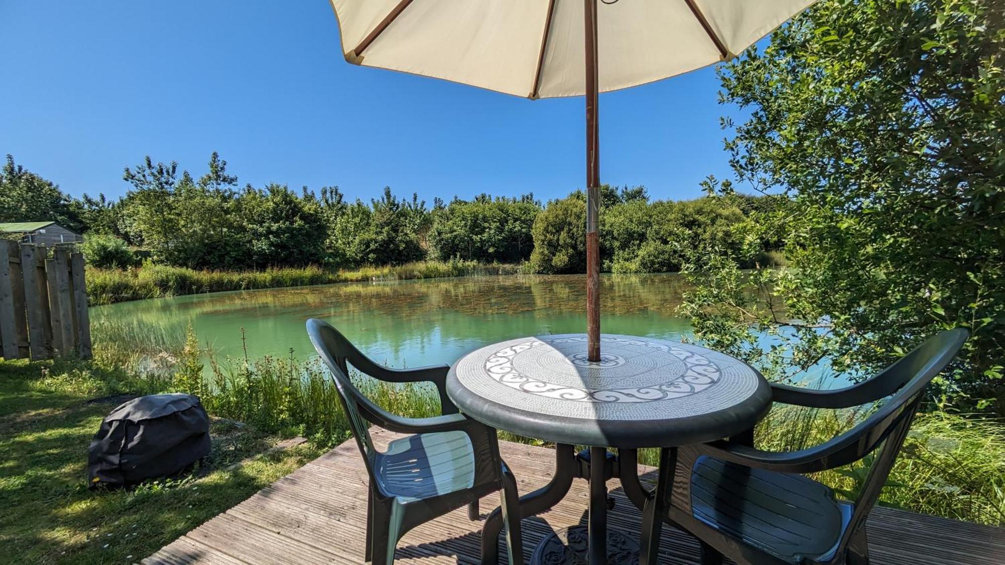 Lodge Lynstone Lakes Bude